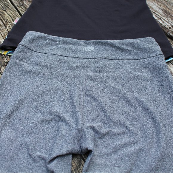 Marika Performance Slim Legging Capri, Gray Small - Picture 8 of 8